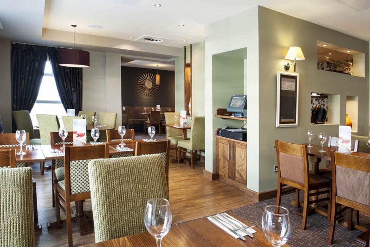 Premier Inn London Croydon Town Centre Bagian luar foto