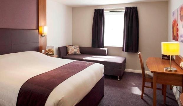 Premier Inn London Croydon Town Centre Bagian luar foto