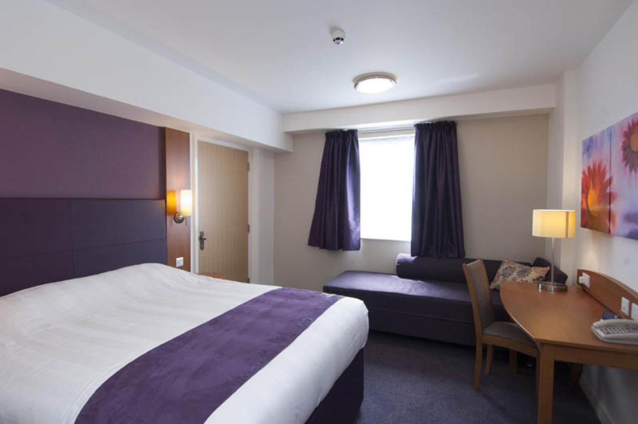 Premier Inn London Croydon Town Centre Ruang foto